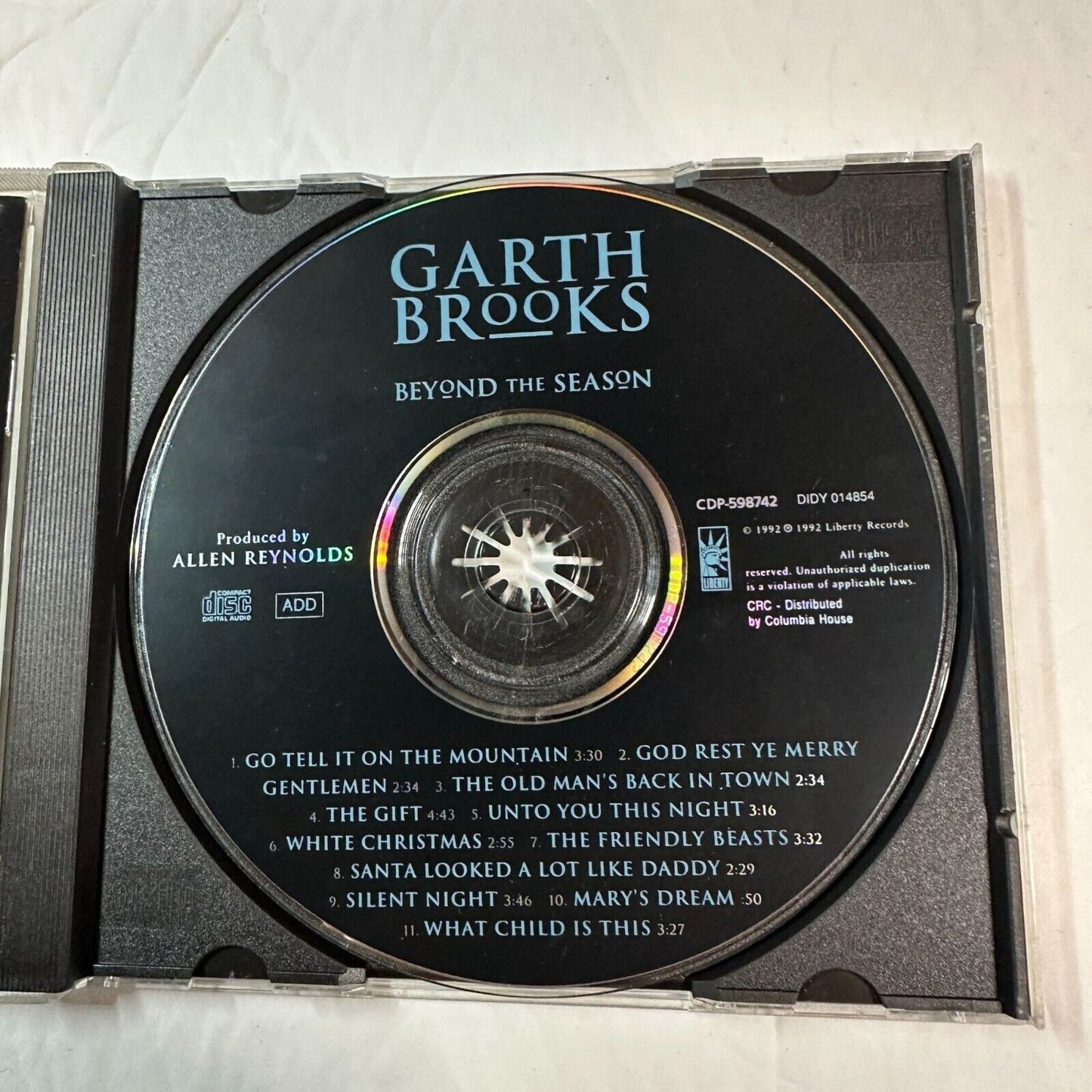 Garth Brooks "Beyond The Season" CD Album Country Christmas Music