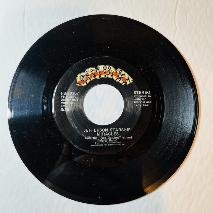 Jefferson Starship Miracles / Ai Garimasu (There Is Love) 45 RPM Record 1975 - Suthern Picker