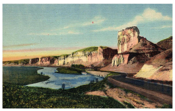 Toll Gate Rock & Pallisades Vintage Linen Postcard Green River Wyoming Hwy 30 - Suthern Picker